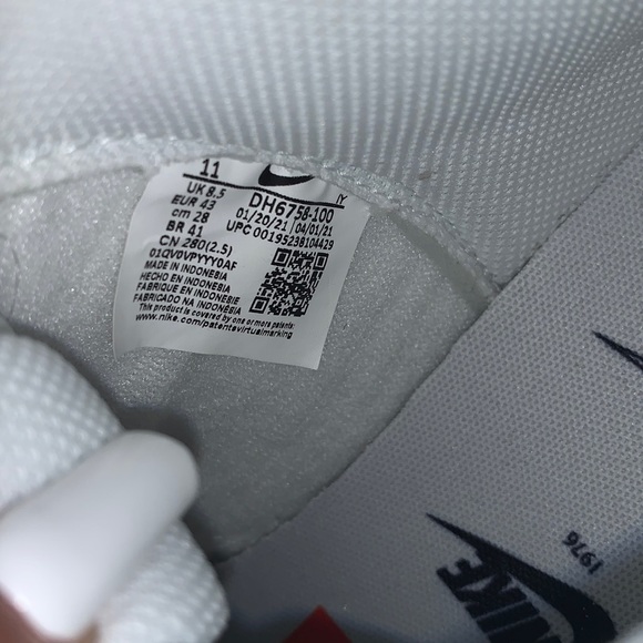 NIKE “First Use” Dunks (high) orange (Womens) - Picture 6 of 6